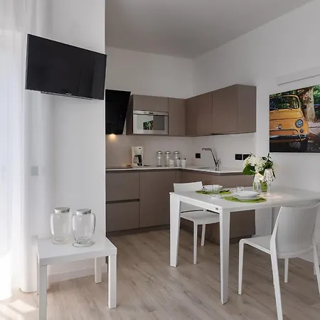 Toblini Apartment Torbole Sul Garda